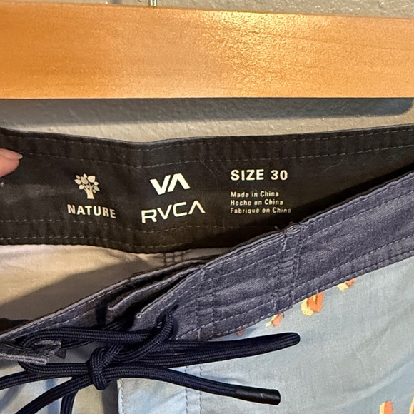 RVCA board shorts - Picture 3 of 5
